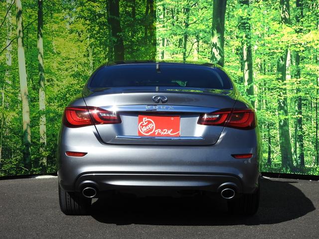 フーガ ２５０ＶＩＰ　メーカーＨＤＤナビ　フルセグ　アラウンドビューモニター　レザーシート　ＬＥＤヘッド　リヤサンシェード　リヤ読書灯　後期モデル　クルーズコントロール　ＥＴＣ（10枚目）