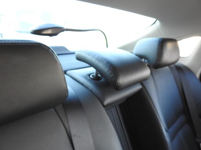 フーガ ２５０ＶＩＰ　メーカーＨＤＤナビ　フルセグ　アラウンドビューモニター　レザーシート　ＬＥＤヘッド　リヤサンシェード　リヤ読書灯　後期モデル　クルーズコントロール　ＥＴＣ（43枚目）