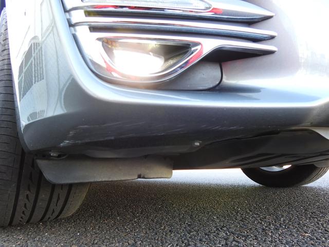 フーガ ２５０ＶＩＰ　メーカーＨＤＤナビ　フルセグ　アラウンドビューモニター　レザーシート　ＬＥＤヘッド　リヤサンシェード　リヤ読書灯　後期モデル　クルーズコントロール　ＥＴＣ（52枚目）