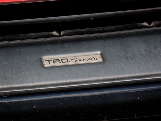 プリウス Ｇツーリングセレクション　ＴＲＤスポーツエアロ　ＬＥＤヘッドライト　純正ＨＤＤナビゲーション　フルセグＴＶ走行中視聴可　バックカメラ　パーキングアシスト　ＨＵＤ　禁煙車　クルーズコントロール　スマートキー　パワーシート（13枚目）