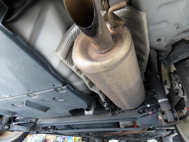 プリウス Ｇツーリングセレクション　ＴＲＤスポーツエアロ　ＬＥＤヘッドライト　純正ＨＤＤナビゲーション　フルセグＴＶ走行中視聴可　バックカメラ　パーキングアシスト　ＨＵＤ　禁煙車　クルーズコントロール　スマートキー　パワーシート（34枚目）