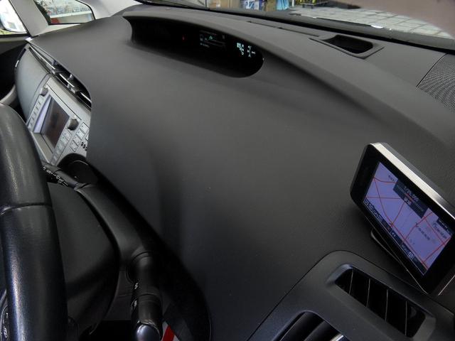 プリウス Ｇツーリングセレクション　ＴＲＤスポーツエアロ　ＬＥＤヘッドライト　純正ＨＤＤナビゲーション　フルセグＴＶ走行中視聴可　バックカメラ　パーキングアシスト　ＨＵＤ　禁煙車　クルーズコントロール　スマートキー　パワーシート（43枚目）