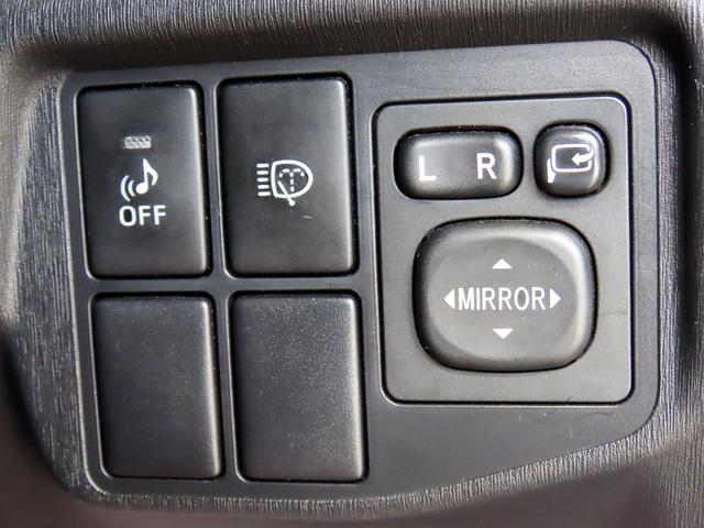 プリウス Ｇツーリングセレクション　ＴＲＤスポーツエアロ　ＬＥＤヘッドライト　純正ＨＤＤナビゲーション　フルセグＴＶ走行中視聴可　バックカメラ　パーキングアシスト　ＨＵＤ　禁煙車　クルーズコントロール　スマートキー　パワーシート（54枚目）