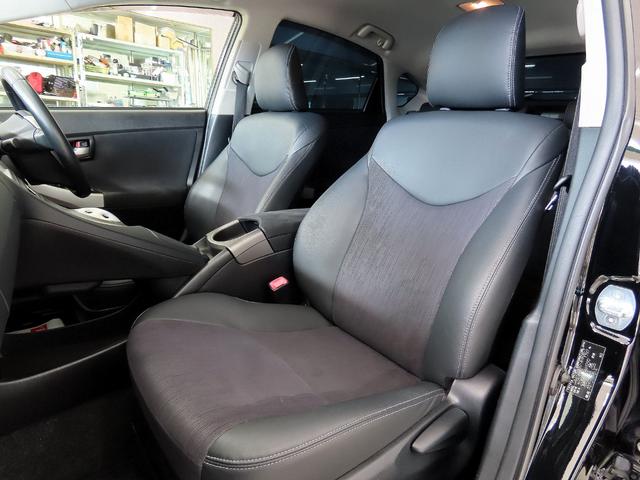 プリウス Ｇツーリングセレクション　ＴＲＤスポーツエアロ　ＬＥＤヘッドライト　純正ＨＤＤナビゲーション　フルセグＴＶ走行中視聴可　バックカメラ　パーキングアシスト　ＨＵＤ　禁煙車　クルーズコントロール　スマートキー　パワーシート（63枚目）