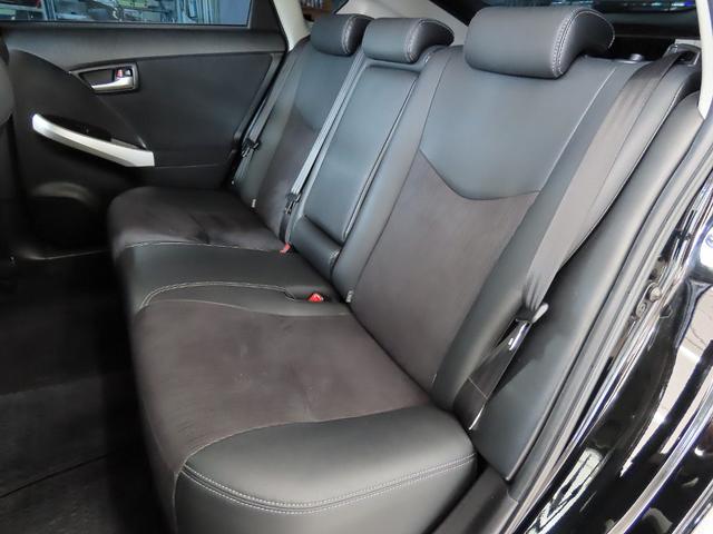 プリウス Ｇツーリングセレクション　ＴＲＤスポーツエアロ　ＬＥＤヘッドライト　純正ＨＤＤナビゲーション　フルセグＴＶ走行中視聴可　バックカメラ　パーキングアシスト　ＨＵＤ　禁煙車　クルーズコントロール　スマートキー　パワーシート（65枚目）