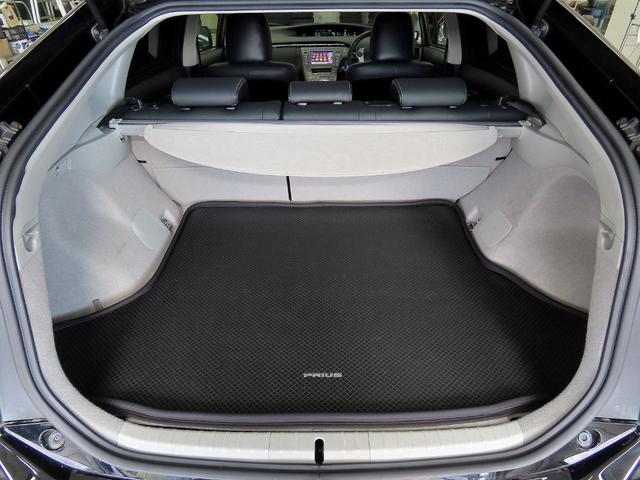 プリウス Ｇツーリングセレクション　ＴＲＤスポーツエアロ　ＬＥＤヘッドライト　純正ＨＤＤナビゲーション　フルセグＴＶ走行中視聴可　バックカメラ　パーキングアシスト　ＨＵＤ　禁煙車　クルーズコントロール　スマートキー　パワーシート（66枚目）