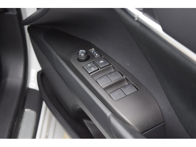 カムリ Ｇ　ＬＥＤヘッドライト　オートライト　レーンサポート　衝突軽減ブレーキ　　純正メモリーナビ　Ｂｌｕｅｔｏｏｔｈ対応　バックカメラ　スマートキー　プッシュスタート　ドライブレコーダー（40枚目）