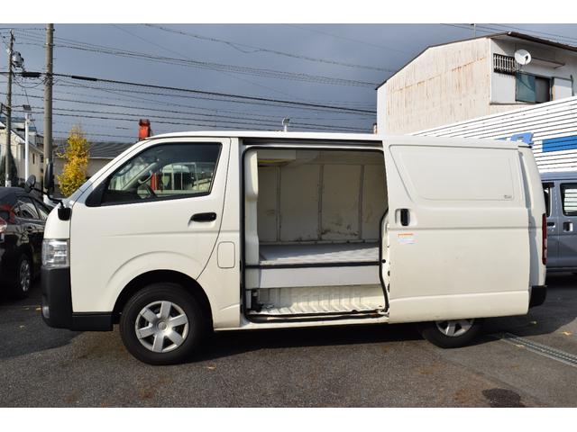 ハイエースバン 　冷凍クリーニングバン　中温　ＶＴＢＰＴＫトヨタ車体　ヘッドライトレベライザー　助手席エアバック／運転席側エアバック　車検令和８年３月まで（15枚目）