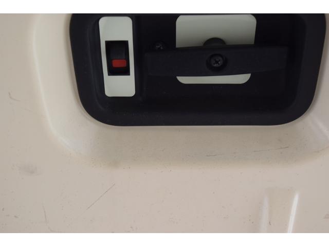 ハイエースバン 　冷凍クリーニングバン　中温　ＶＴＢＰＴＫトヨタ車体　ヘッドライトレベライザー　助手席エアバック／運転席側エアバック　車検令和８年３月まで（30枚目）