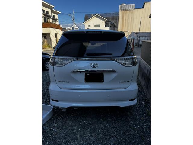 エスティマ アエラス　プレミアムエディション　ＫＫＳオリジナル寝台霊柩車（3枚目）