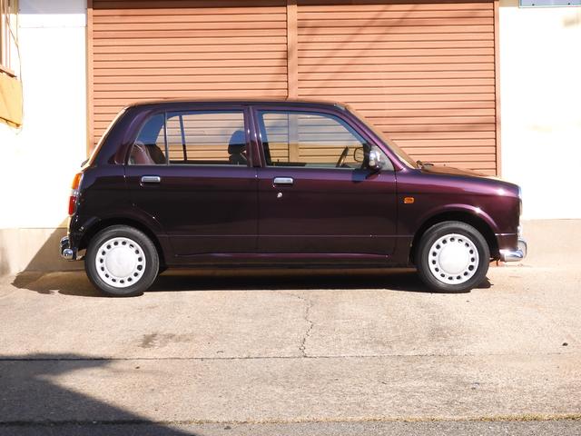 ミラジーノ ジーノ　禁煙車／走行９５０００ｋｍ／ウッドコンビステアリング／ウッドパネル／フロアマット／ＵＳＢ入力オーディオ／キーレス／エアバック／エアコン／パワステ／パワーウィンド／ボディー磨きインテリアクリーニング済み（9枚目）