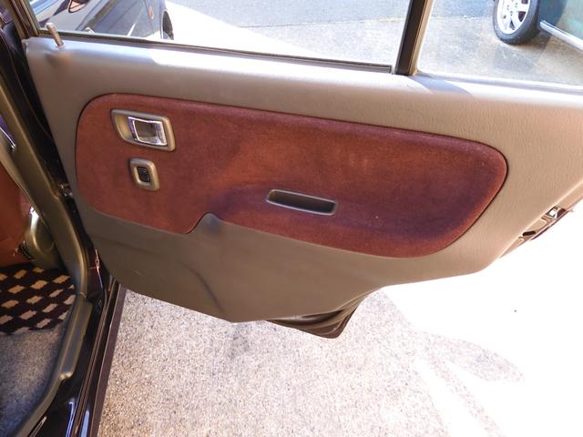 ミラジーノ ジーノ　禁煙車／走行９５０００ｋｍ／ウッドコンビステアリング／ウッドパネル／フロアマット／ＵＳＢ入力オーディオ／キーレス／エアバック／エアコン／パワステ／パワーウィンド／ボディー磨きインテリアクリーニング済み（66枚目）