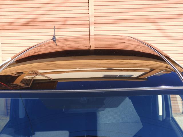 ステラ カスタムＲリミテッド　タイミングベルト交換済み／スマートキー２本／ディスチャージヘッドライト／オートエアコン／電格ドアミラー／純正１４アルミ／ＡＢＳブレーキ／フロアマット／取説／ボディー磨きインテリアクリーニング済み（4枚目）