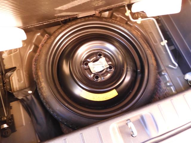 ステラ カスタムＲリミテッド　タイミングベルト交換済み／スマートキー２本／ディスチャージヘッドライト／オートエアコン／電格ドアミラー／純正１４アルミ／ＡＢＳブレーキ／フロアマット／取説／ボディー磨きインテリアクリーニング済み（17枚目）