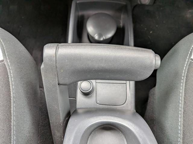 カングー バックカメラTVナビ キーレス2本有り(33枚目)