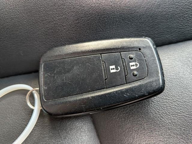 プリウス Ｓツーリングセレクション　走行モード　ハンドルスイッチ　ＥＴＣ（34枚目）