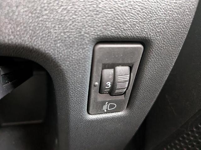 208 アリュール 5MT キーレス ETC ディスプレイオーディオ(35枚目)