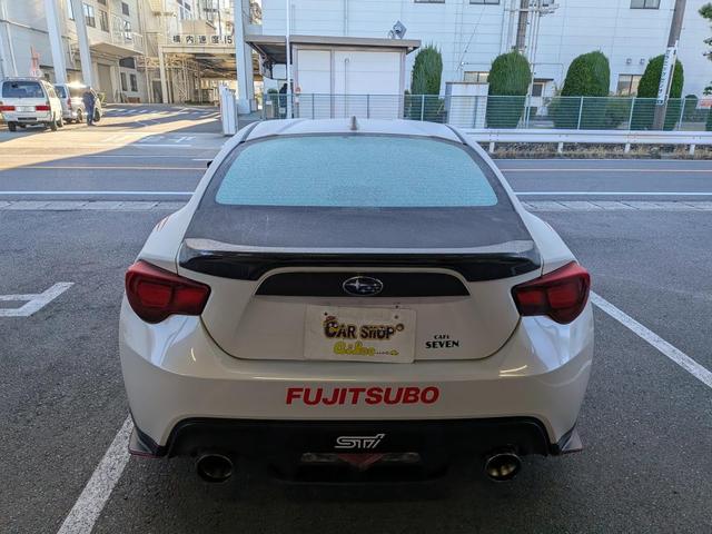 オートローン取扱店です。他店でローンの審査が通らなかった方も一度ご相談ください。条件により分割払いが可能な場合もございます。