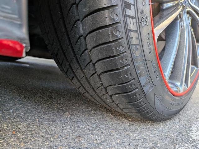 当店の整備工場は民間車検工場です。国家整備士が５名在籍していますのでご安心ください。