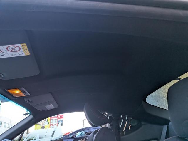 大変申し訳ございません、土日は大変混み合うためお電話に出られない場合がございます。お急ぎでない場合はＬＩＮＥからご連絡いただけると助かります。