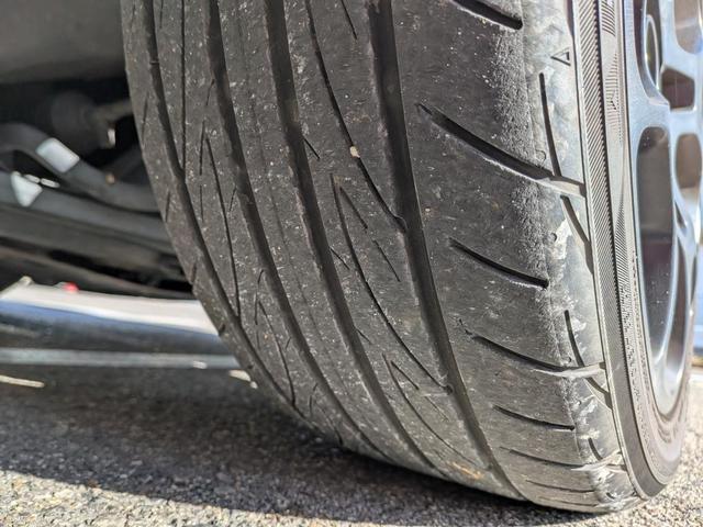 アバルト500 ベースグレード 5速マニュアル(20枚目)