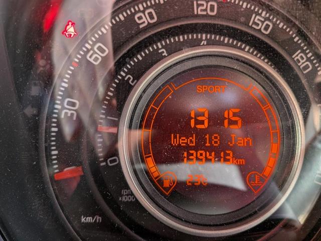 アバルト500 ベースグレード 5速マニュアル(34枚目)