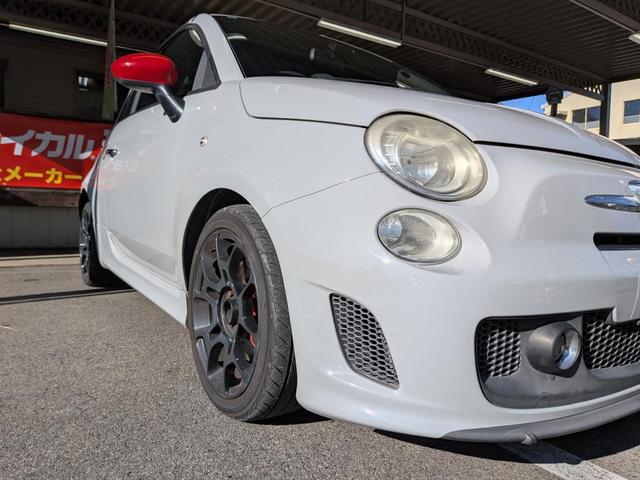 アバルト500 ベースグレード 5速マニュアル(54枚目)