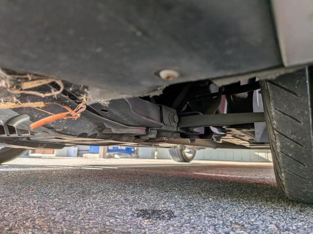 アバルト500 ベースグレード 5速マニュアル(75枚目)