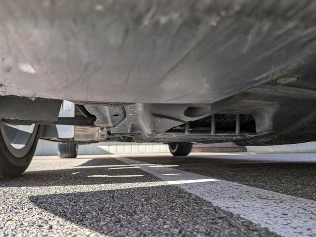 アバルト500 ベースグレード 5速マニュアル(76枚目)