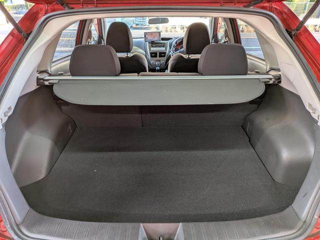 インプレッサ １５Ｓ　５速マニュアル（28枚目）