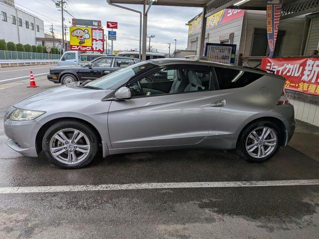 ご契約時は手付金として１万円のみお預かりさせていただきます。納車日前日までに残金を指定口座へご入金していただくか納車日当日に現金をご持参ください。納車日はお客様のご希望をお聞かせください。