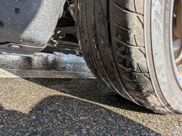 大変申し訳ございません、土日は大変混み合うためお電話に出られない場合がございます。お急ぎでない場合はＬＩＮＥからご連絡いただけると助かります。