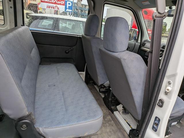 �f�ڂ��Ă���摜�̑��ɋC�ɂȂ�摜������]�̍ۂ͂k�h�m�d�̂h�c�����o�^���Ă��������k�h�m�d���炲�A�����������B