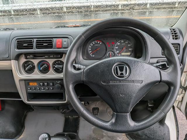 �f�ڂ��Ă���摜�̑��ɋC�ɂȂ�摜������]�̍ۂ͂k�h�m�d�̂h�c�����o�^���Ă��������k�h�m�d���炲�A�����������B