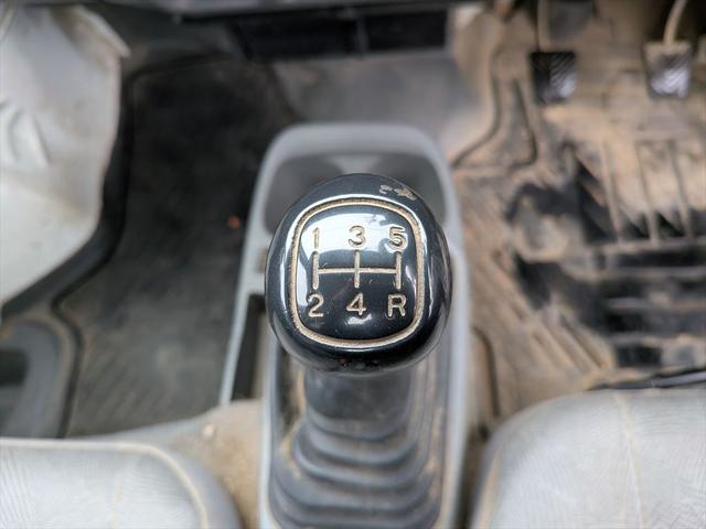 �f�ڂ��Ă���摜�̑��ɋC�ɂȂ�摜������]�̍ۂ͂k�h�m�d�̂h�c�����o�^���Ă��������k�h�m�d���炲�A�����������B