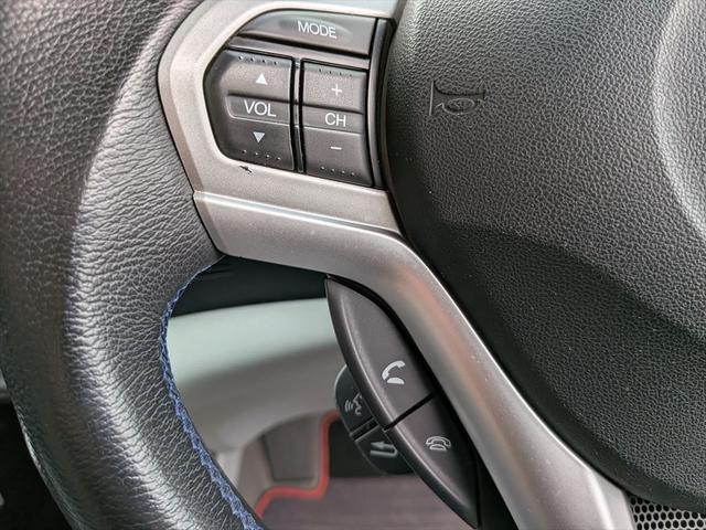 �f�ڂ��Ă���摜�̑��ɋC�ɂȂ�摜������]�̍ۂ͂k�h�m�d�̂h�c�����o�^���Ă��������k�h�m�d���炲�A�����������B