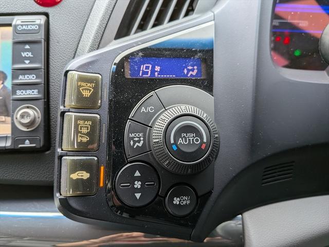 ���Ϗ��̂o�c�e���K�v�ȏꍇ�̓��[���A�h���X�����m�点����������΃��[���ɓY�t���Ă����肢�����܂��B