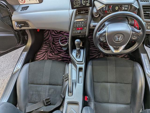 �f�ڂ��Ă���摜�̑��ɋC�ɂȂ�摜������]�̍ۂ͂k�h�m�d�̂h�c�����o�^���Ă��������k�h�m�d���炲�A�����������B