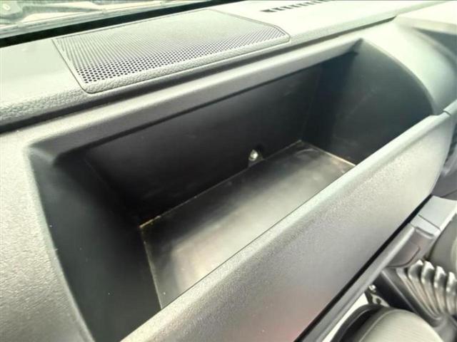 車選びにはお悩みがつきものです！具体的な購入までは検討していないけど車は気になるというお客様も大歓迎です！是非中古車購入の第一歩のお手伝いをさせてください！