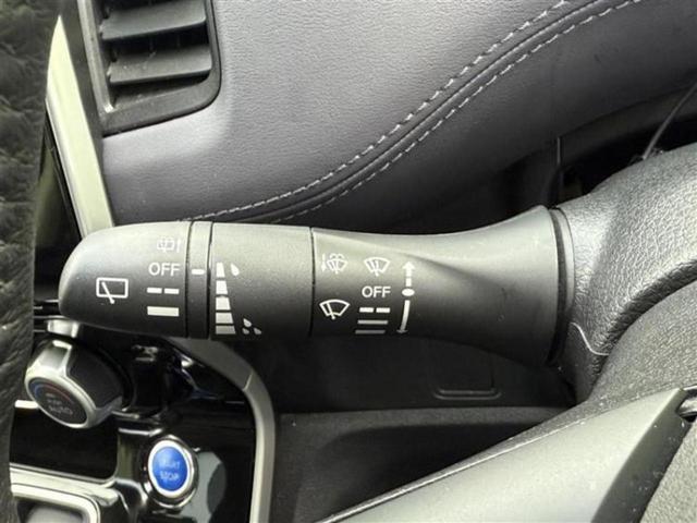 セレナ ｅパワーハイウェイスターＶ　新品タイヤ／保証書／純正　１０インチ　ＳＤナビ／衝突安全装置／両側電動スライドドア／アラウンドビューモニター／車線逸脱防止支援システム／プロパイロット／ヘッドランプ　ＬＥＤ／Ｂｌｕｅｔｏｏｔｈ接続（32枚目）