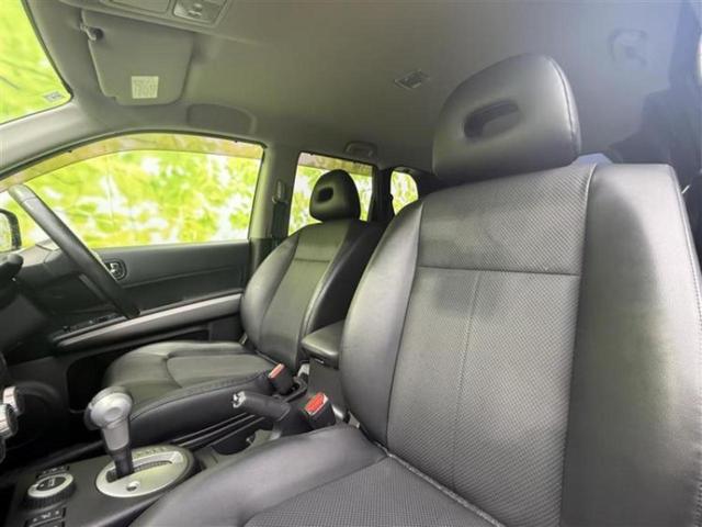エクストレイル ４ＷＤ２０Ｘｔｔ　純正　ＳＤナビ／シートヒーター／シート　合皮／ドライブレコーダー　前後／ＥＴＣ／ＥＢＤ付ＡＢＳ／横滑り防止装置／バックモニター／ワンセグＴＶ／ＤＶＤ／ルーフレール／エアバッグ　運転席　バックカメラ（5枚目）