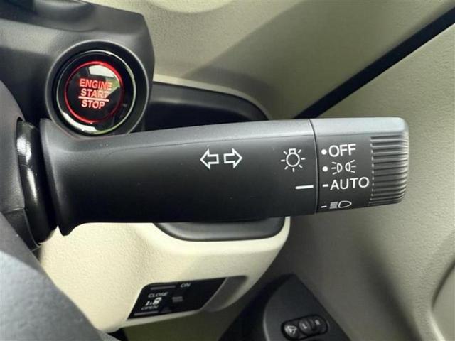 Ｎ－ＢＯＸ ヒョウジュン　保証書／ディスプレイオーディオ８インチ／ホンダセンシング／電動スライドドア／車線逸脱防止支援システム／パーキングアシスト　バックガイド／ヘッドランプ　ＬＥＤ／ＵＳＢジャック　衝突被害軽減システム（27枚目）