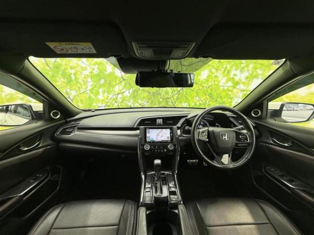 シビック ヒョウジュン　新品タイヤ／保証書／純正　ＳＤナビ／衝突安全装置／シートヒーター／車線逸脱防止支援システム／パーキングアシスト　バックガイド／ヘッドランプ　ＬＥＤ／ＵＳＢジャック／Ｂｌｕｅｔｏｏｔｈ接続　バックカメラ（4枚目）