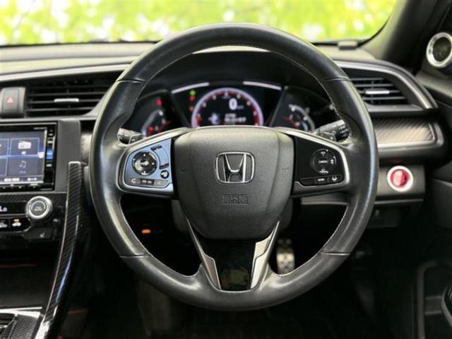 シビック ヒョウジュン　新品タイヤ／保証書／純正　ＳＤナビ／衝突安全装置／シートヒーター／車線逸脱防止支援システム／パーキングアシスト　バックガイド／ヘッドランプ　ＬＥＤ／ＵＳＢジャック／Ｂｌｕｅｔｏｏｔｈ接続　バックカメラ（16枚目）