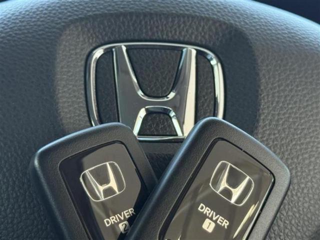 ＷＲ－Ｖ Ｚプラス　保証書／ディスプレイオーディオ８インチ／ホンダセンシング／車線逸脱防止支援システム／シート　ハーフレザー／ヘッドランプ　ＬＥＤ／Ｂｌｕｅｔｏｏｔｈ接続／ＥＢＤ付ＡＢＳ／横滑り防止装置　バックカメラ（15枚目）