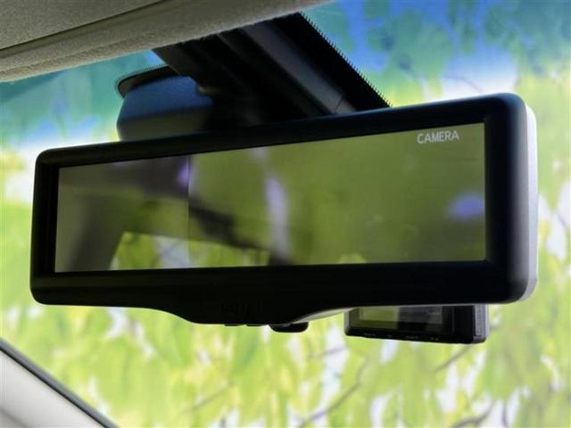 エルグランド ハイウェイスタープレミアムアーバンクロム　保証書／純正　ＳＤナビ／フリップダウンモニター／インテリジェントルームミラー／エマージェンシーブレーキ／両側電動スライドドア／シートヒーター／アラウンドビューモニター／シート　合皮　全周囲カメラ（12枚目）