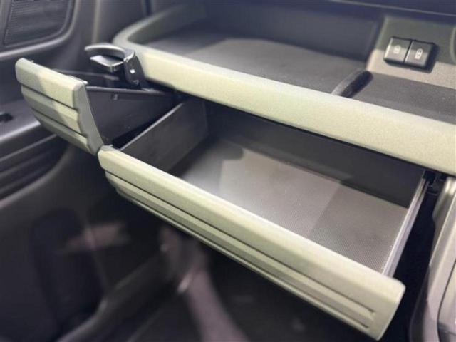 スペーシアギア ハイブリッドXZ 保証書/純正 9インチ メモリーナビ/セーフティサポート(スズキ)/両側電動スライドドア/シートヒーター 前席/全方位モニター/車線逸脱防止支援システム/パーキングアシスト バックガイド 全周囲カメラ(30枚目)