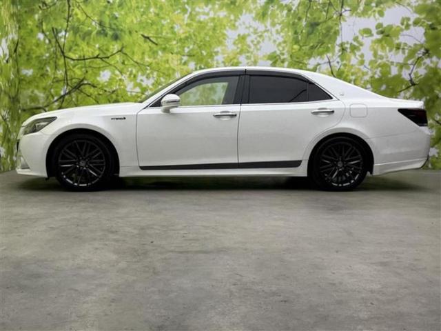 クラウンハイブリッド ハイブリッドアスリートＳブラックスタイル　新品タイヤ／保証書／純正　ＨＤＤナビ／シートヒーター／ヘッドランプ　ＨＩＤ／Ｂｌｕｅｔｏｏｔｈ接続／ＥＴＣ／ＥＢＤ付ＡＢＳ／横滑り防止装置／アイドリングストップ／クルーズコントロール　バックカメラ（2枚目）