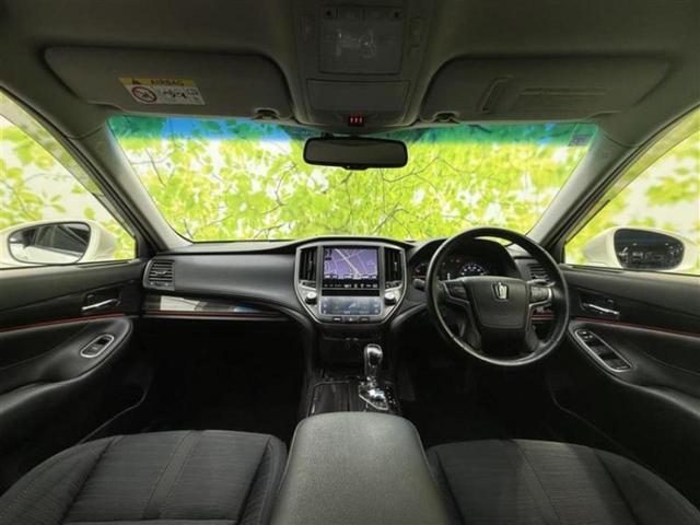 クラウンハイブリッド ハイブリッドアスリートＳブラックスタイル　新品タイヤ／保証書／純正　ＨＤＤナビ／シートヒーター／ヘッドランプ　ＨＩＤ／Ｂｌｕｅｔｏｏｔｈ接続／ＥＴＣ／ＥＢＤ付ＡＢＳ／横滑り防止装置／アイドリングストップ／クルーズコントロール　バックカメラ（4枚目）