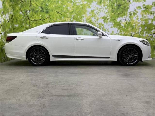 クラウンハイブリッド ハイブリッドアスリートＳブラックスタイル　新品タイヤ／保証書／純正　ＨＤＤナビ／シートヒーター／ヘッドランプ　ＨＩＤ／Ｂｌｕｅｔｏｏｔｈ接続／ＥＴＣ／ＥＢＤ付ＡＢＳ／横滑り防止装置／アイドリングストップ／クルーズコントロール　バックカメラ（34枚目）